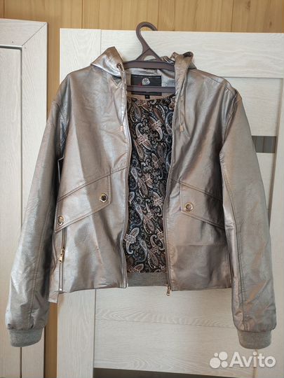 Женская кожаная куртка Lion King