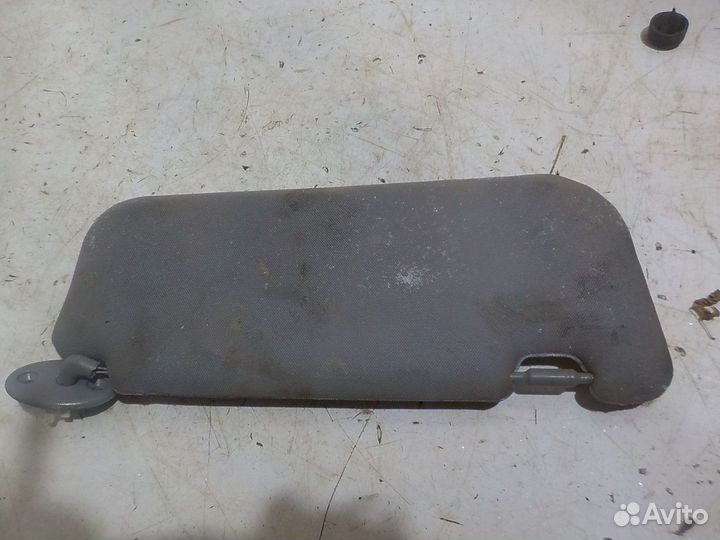 Козырек toyota camry 70 передний левый