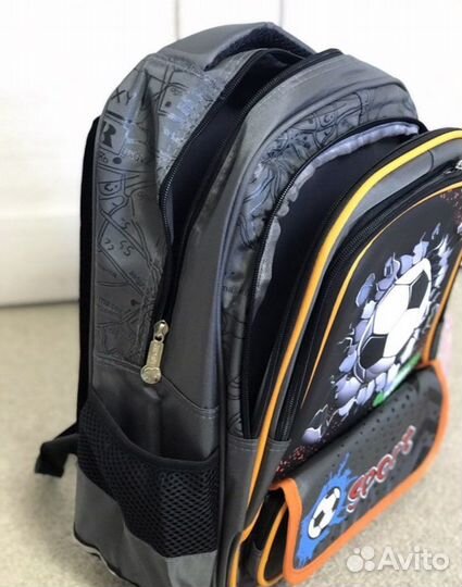Рюкзак школьный новый