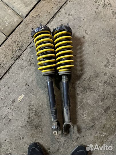 Стойки с пружинами w211