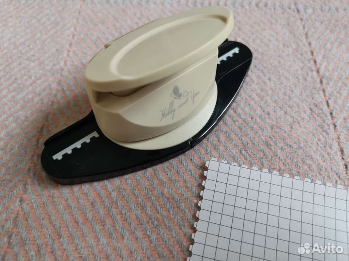 Фигурный дырокол для скрапбукинга