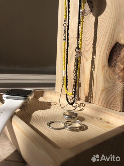 Подставка-органайзер из лиственницы