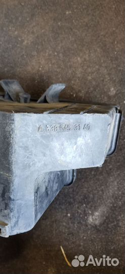 Корпус блока предохранителей Mercedes Vito W638