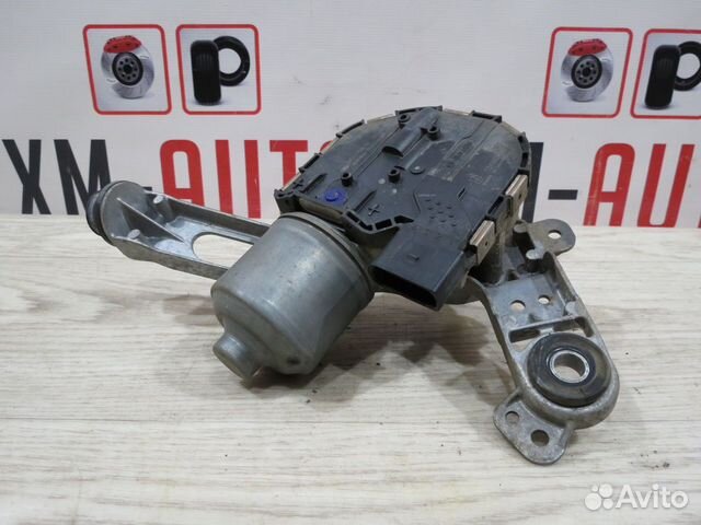 Мотор стеклоочистителя передний Ford Focus 3