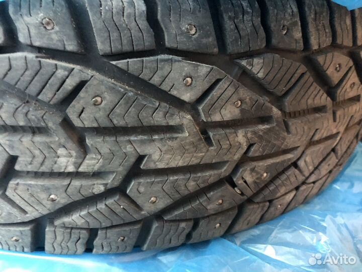 Orium SUV Ice 215/65 R16