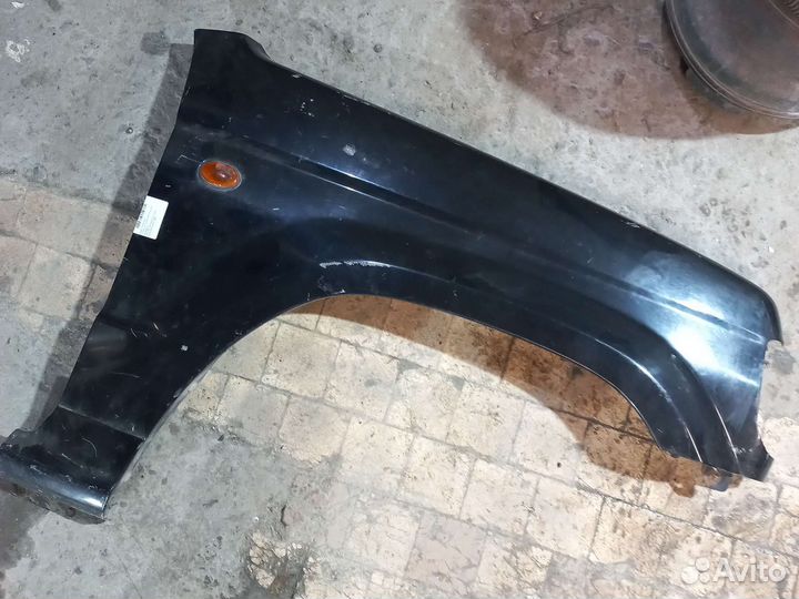 Крыло паджеро мини