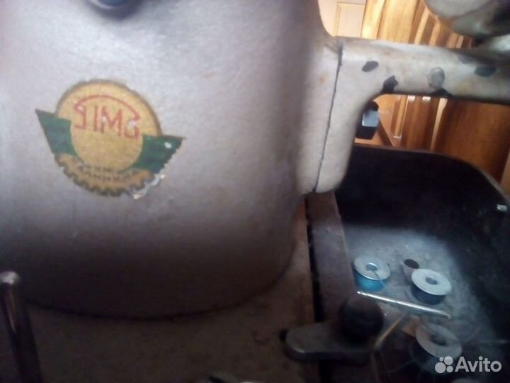 Швейная машина