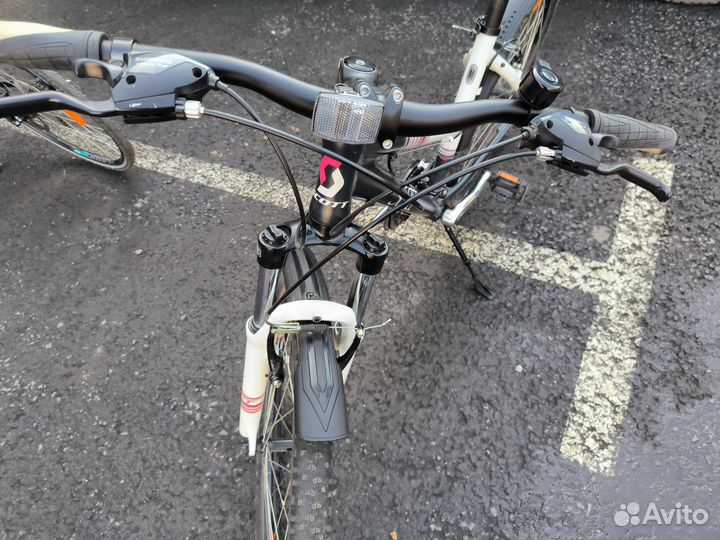 Велосипед scott