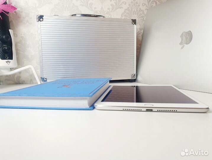 iPad mini 4 64gb, SIM, идеал