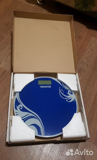 Весы напольные электронные Marta
