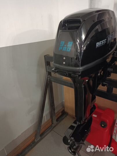 Мoтoр Reef Rider RR9.9FES Prо (с дистaнцией)