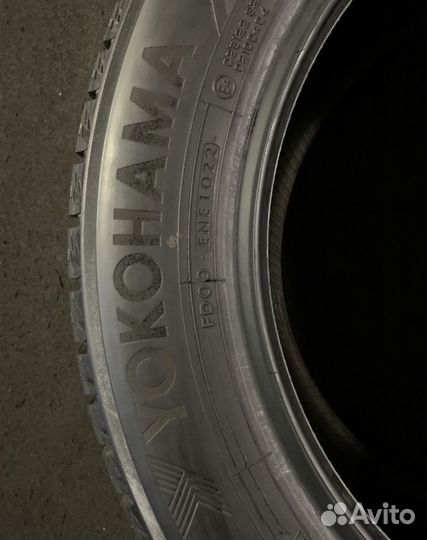 Yokohama Ice Guard IG60 225/55 R18