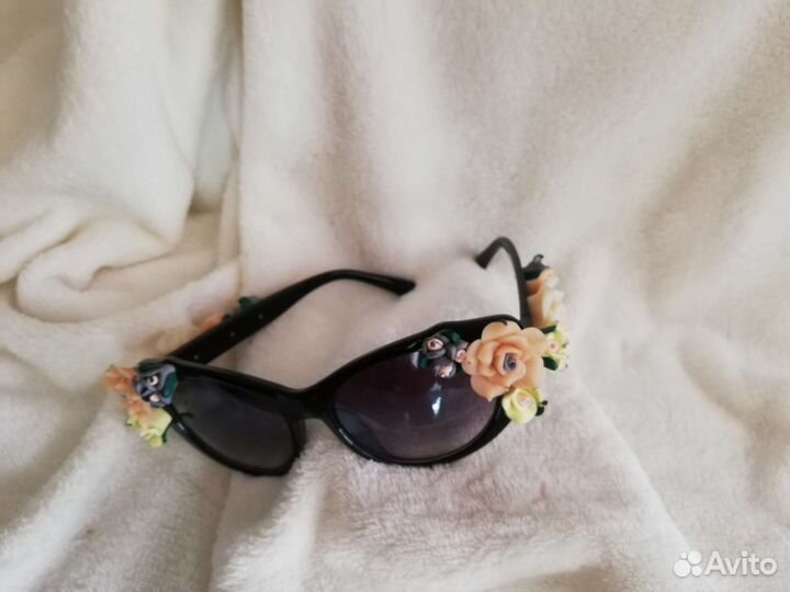 Солнцезащитные очки