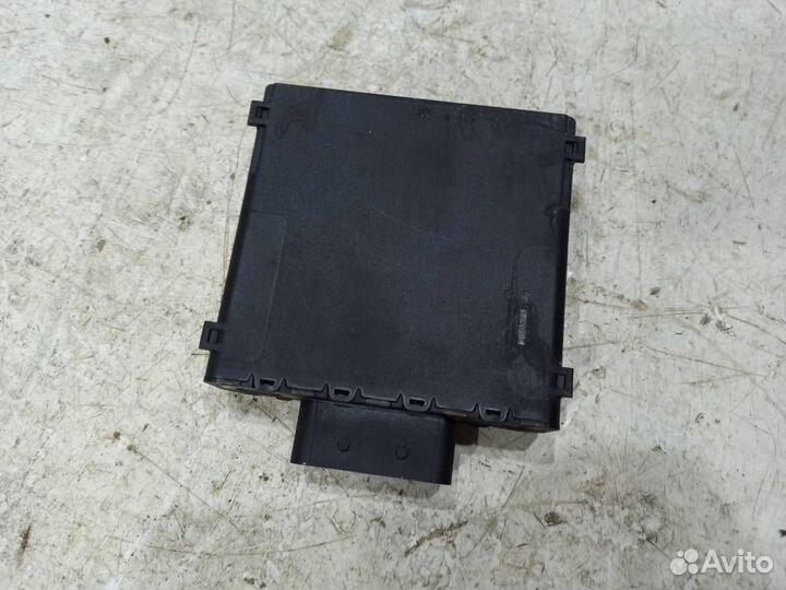 Стабилизатор напряжения 8K0959663