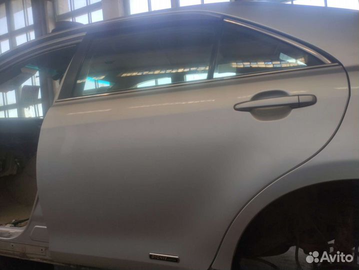 Дверь Toyota Camry задняя левая