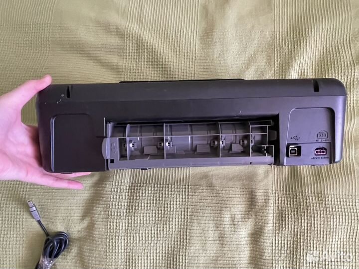 Принтер цветной HP DeskJet D1663