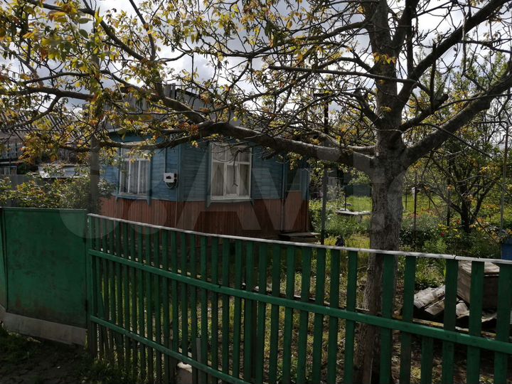 Дом 20 м² на участке 5,2 сот.