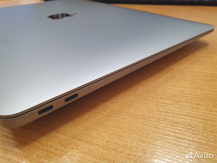 Apple Macbook Air 13 2019 i5/8/128