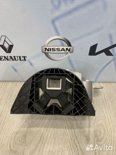 Опора двигателя двс Кронштейн Nissan terrano D10