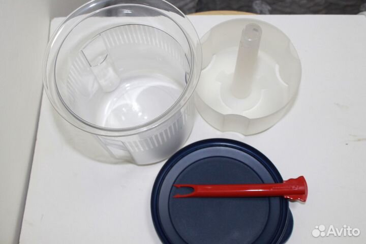 Деликатесница 1,4 л Tupperware новая