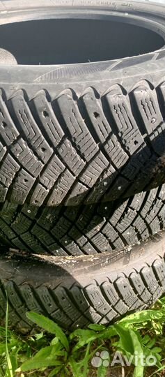 Goodyear UltraGrip 15/65 88T