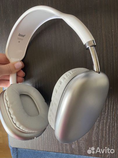 Беспроводные наушники leef