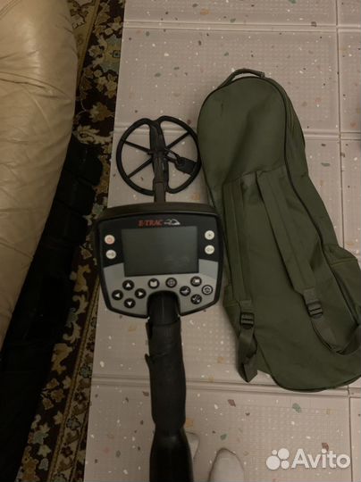 Металлоискатель Minelab e trac