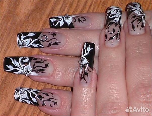 Наращивание ногтей акрилом