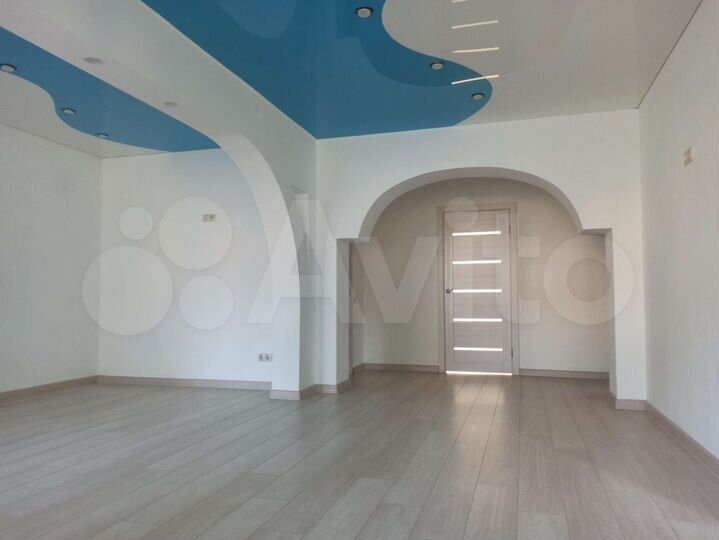 3-к. квартира, 80,3 м², 1/5 эт.