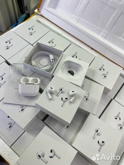 Новые беспроводные наушники AirPods3 с гироскопом