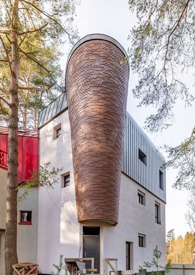 Дом 213 м² на участке 2 сот.