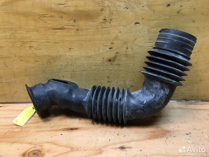 Воздухозаборник Toyota Funcargo NCP25 1nzfe 2002