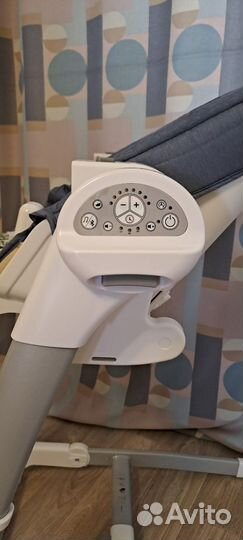 Стульчик(электрокачели, бустер) для кормления