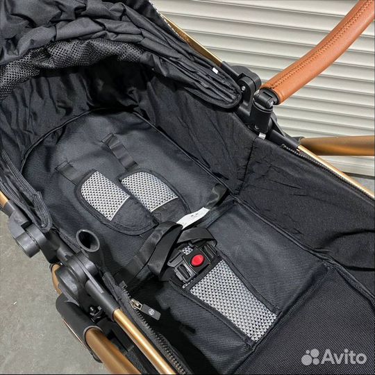 Коляска Luxmom