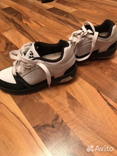 Кроссовки на роликах