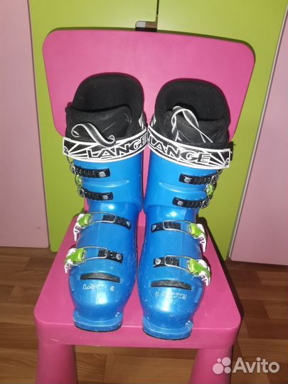 Детские горнолыжные ботинки Lange, размер 24,5