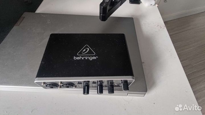 Behringer u phoria umc202hd