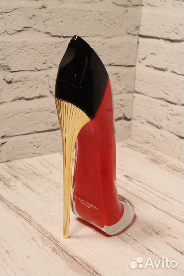 Carolina Herrera Парфюмерная вода Very Good Girl