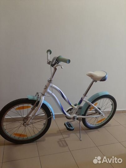 Giant Bella 20