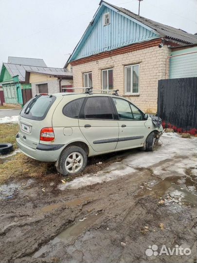 Renault Scenic 1.6 МТ, 2000, битый, 300 000 км