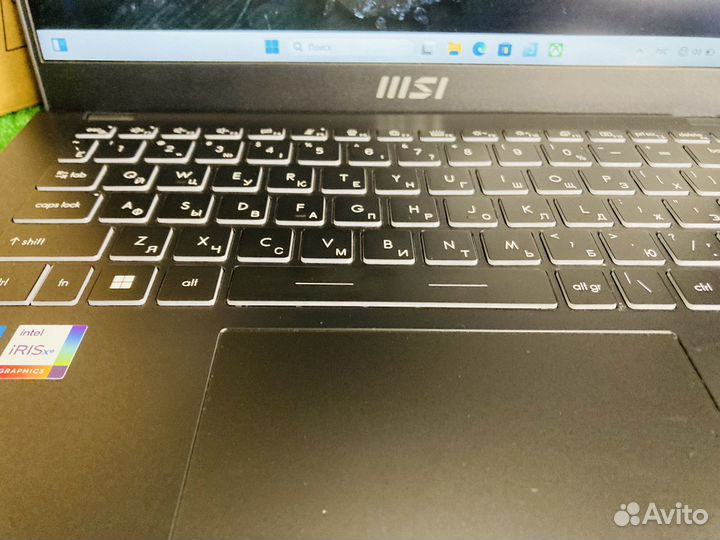 Ноутбук MSI i5-12th Iris Xe