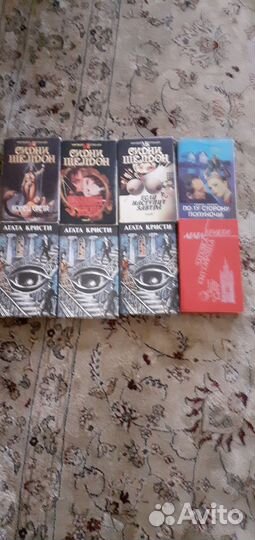 Сидни шелдон, агата кристи детективы