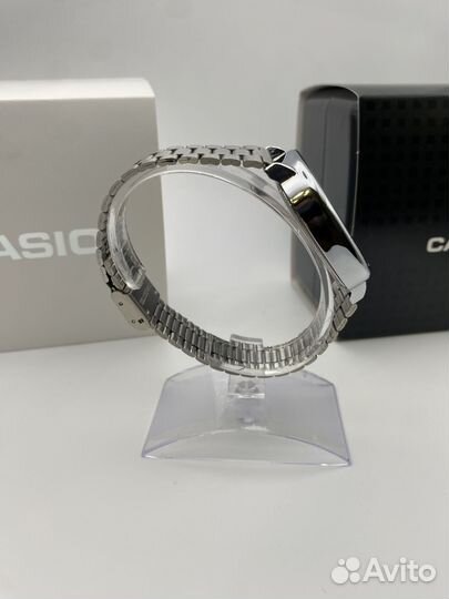 Часы casio