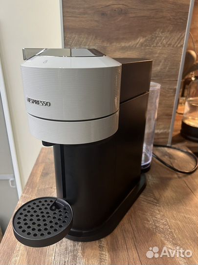 Набор Кофемашина Nespresso Vertuo Next