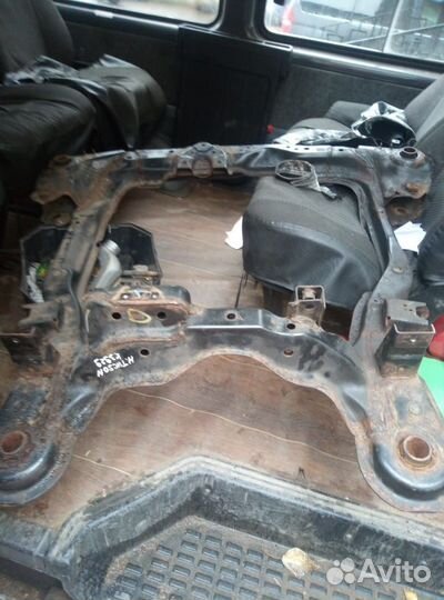 Подрамник для Hyundai Tucson 1