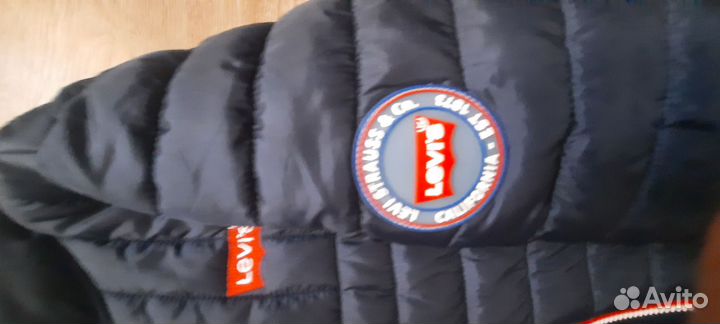 Куртка levis