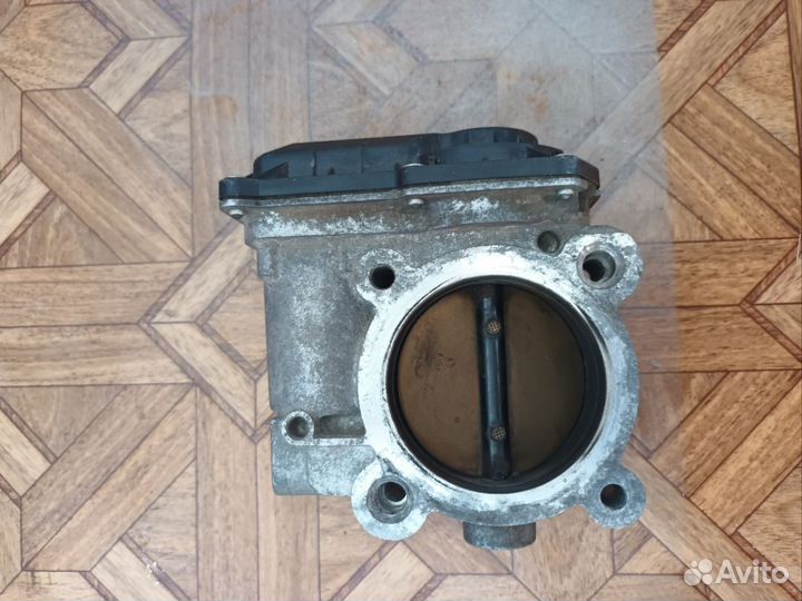 Дроссельная заслонка Volvo S60,S40,XC70,8677694