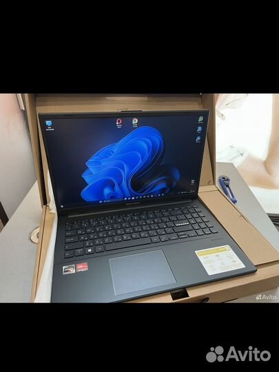 Новый Asus VivoBook 15 Ryzen 5 7520U 16/512Gb