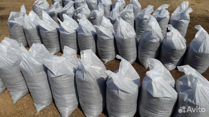 Земля, чернозём, плод. грунт в мешках и навалом