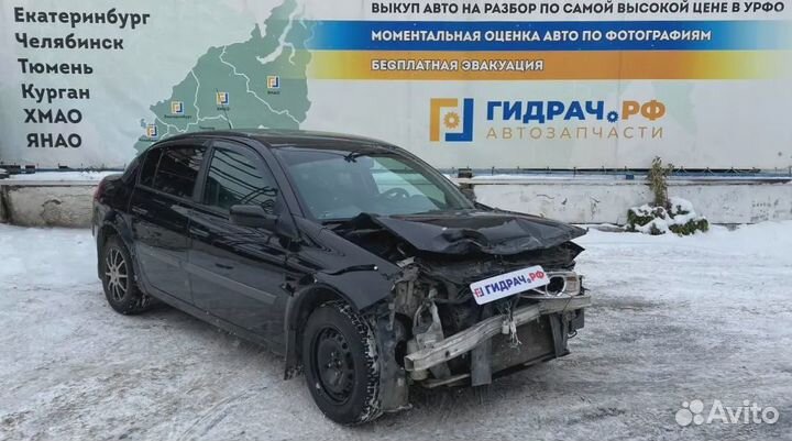 Накладка панели приборов Renault Megane 2 82001737